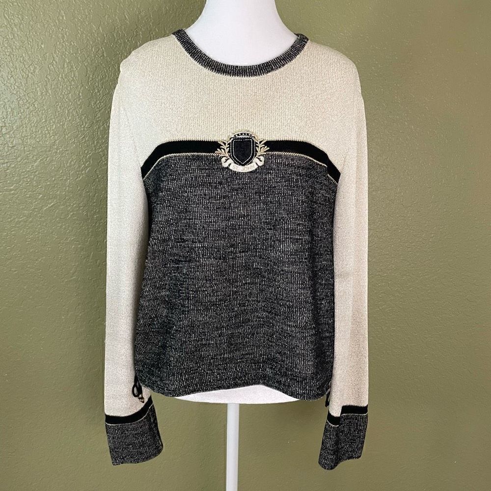 VTG St. John Sport Marie Grey Crest Long Sleeve Grey Cream Blouse Top Shirt L